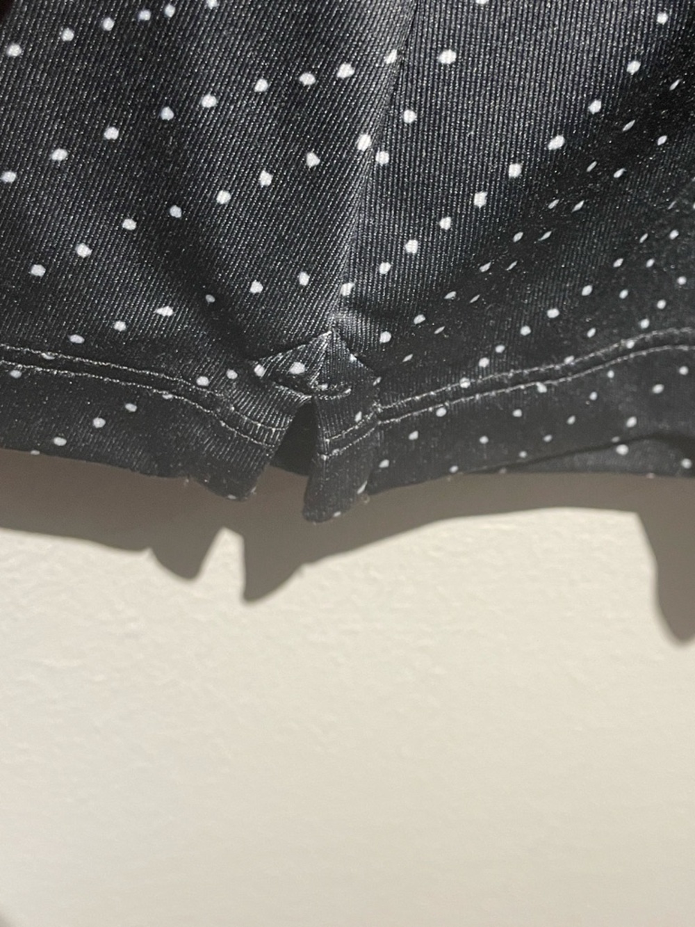 Nike Women’s DRI-FIT Black and White Golf Shirt - Picture 7 of 10